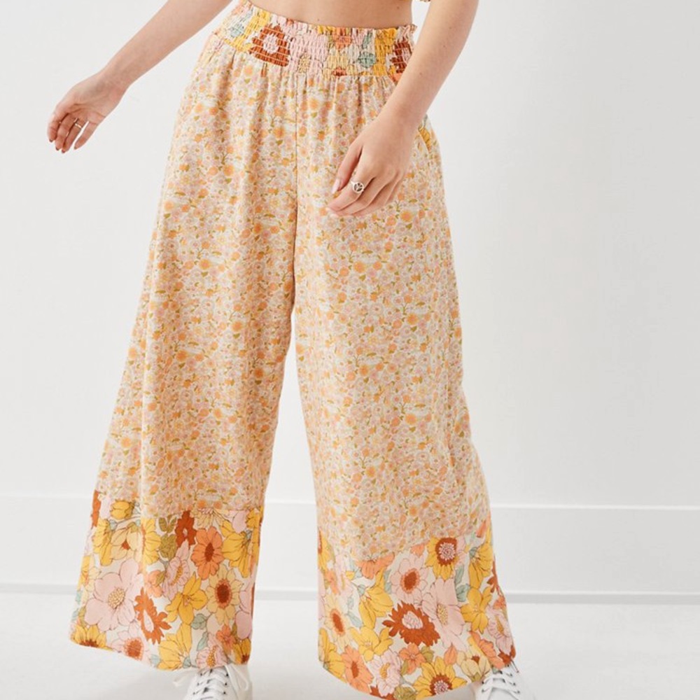 AE Wide Leg Floral Pant